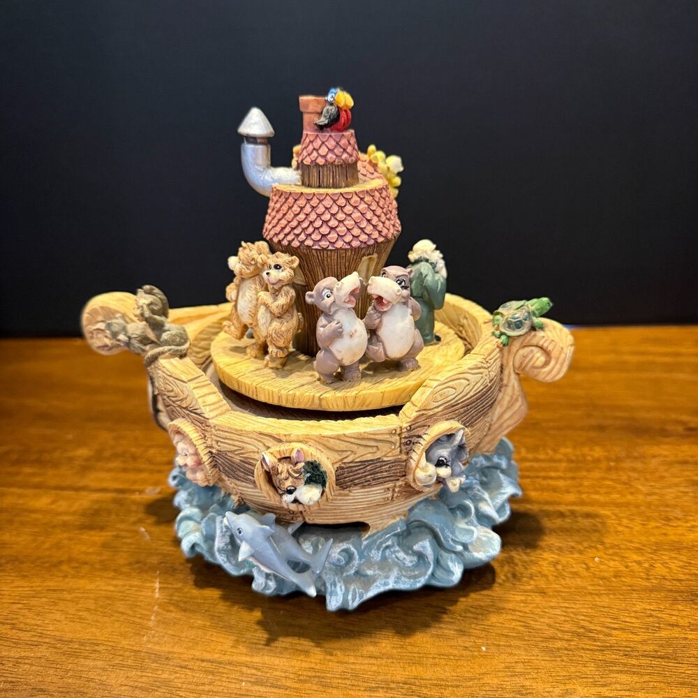 Vintage Noah's Ark Musical Figurine Rotating Animals Sankyo Music Box